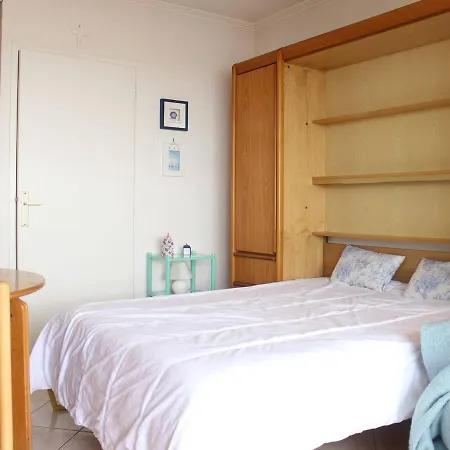 Agreable 4 Pers. Avec Terrasse Et Parking, - Fr-1-245-133 Апартаменты Ла-Боль-Эскублак