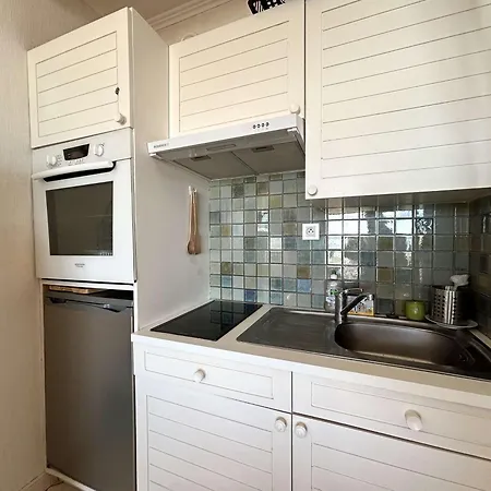 Апартаменты Agreable 4 Pers. Avec Terrasse Et Parking, - Fr-1-245-133 *